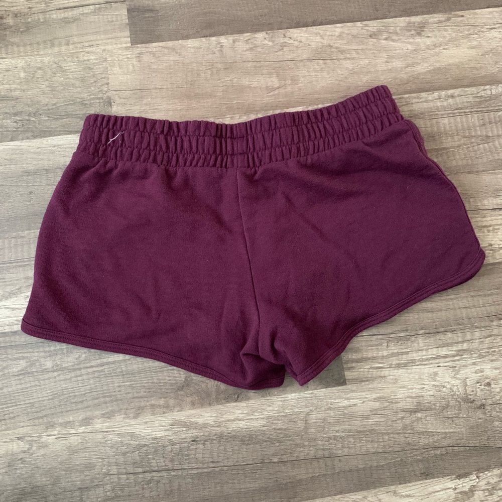 Maroon shorts - Picture 2 of 4